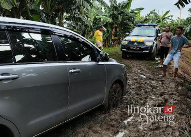 Mobil nyasar di Grobogan