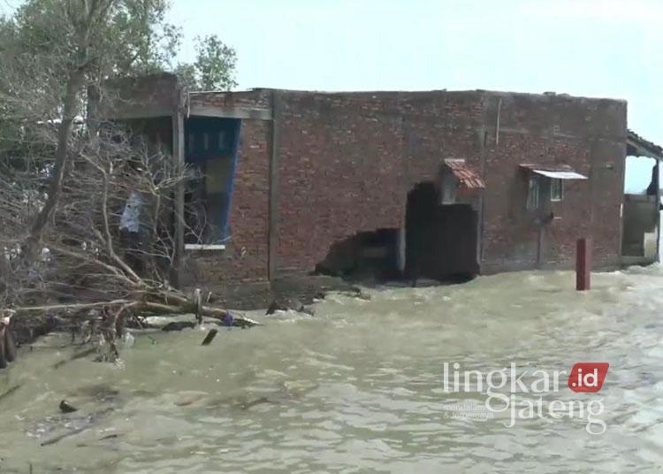 Rumah warga Desa Bedono Sayung Demak