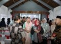 MENINJAU: Wali kota Semarang, Hevearita Gunaryanti Rahayu mendampingi Menteri Pemberdayaan Perempuan dan Perlindungan Anak (PPPA) RI, Arifatul Choiri Fauzi, saat mengunjungi Kelurahan Petompon, Kecamatan Gajahmungkur, Kota Semarang, Senin, 27 Januari 2025. (Pemkot Semarang/Lingkarjateng.id)