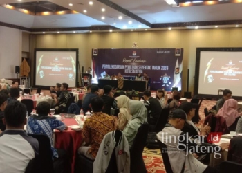 Evaluasi Pilkada, KPU Salatiga Usul Anggaran Badan Adhoc Ditambah 26 Sejumlah PPK dan PPS saat mengikuti evaluasi penyelenggaraan Pilkada Serentak 2024 yang digelar KPU Kota Salatiga pada Jumat, 24 Januari 2025. (Angga Rosa/Lingkarjateng.id)