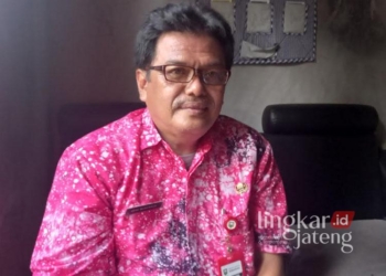 Kepala Dispermasdes Kabupaten Semarang, Budi Rahardjo. (Hesty Imaniar/Lingkarjateng.id)