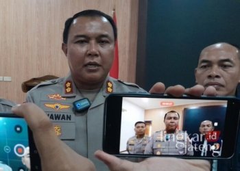 Kapolres Blora, AKBP Wawan Andi Susanto, saat memberikan keterangan kepada awak media pada Senin, 20 Januari 2025. (Eko Wicaksono/Lingkarjateng.id)