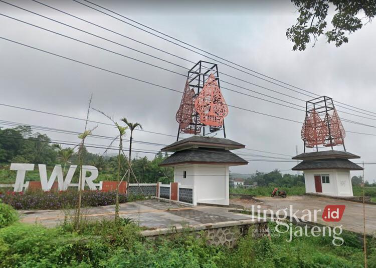 Gerbang Taman Wisata Religi (TWR) Kota Salatiga. (Dok. Lingkarjateng.id)