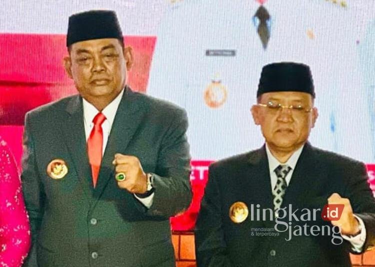Tak Ikut Instruksi PDIP, Bupati Grobogan Setyo Hadi Tetap Retreat di Magelang 25 Bupati dan Wakil Bupati Grobogan, Setyo Hadi dan Sugeng Prasetyo.(Pemkab Grobogan/Lingkarjateng.id)