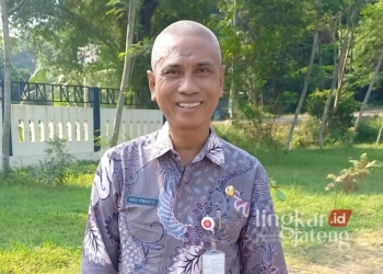 Kepala DLH Kendal, Aris Irwanto. (Arvian Maulana/Lingkarjateng.id)