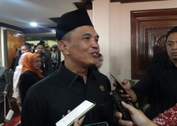 Ketua DPRD Jateng sekaligus Sekretaris DPP PDIP Jateng, Sumanto. (Syahril Muadz/Lingkarjateng.id)