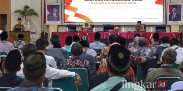 Kegiatan sosialisasi pencairan dana hibah dan bantuan sosial (bansos) bantuan operasional guru tahun anggaran 2025 yang diselenggarakan Pemkab Grobogan pada Senin, 3 Februari 2025. (Ahmad Abror/Lingkarjateng.id)