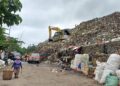Tumpukan sampah di TPA Darupono, Kabupaten Kendal. (Arvian Maulana/Lingkarjateng.id)