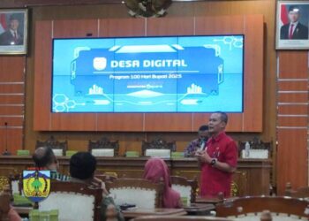 RAPAT: Dinas Komunikasi dan Informatika Jepara menggelar rapat penyiapan program Jepara Tanggap dan Desa Digital di Gedung Shima Setda Jepara, pada Selasa, 11 Februari 2025. (Tomi Budianto/Lingkarjateng.id)