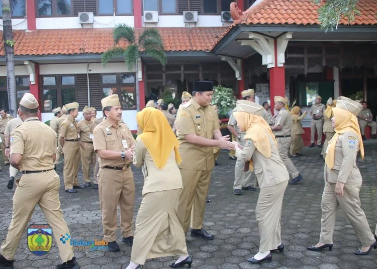 Wiwit Hajar Fokus Perbaikan Jalan di Jepara dalam 100 Hari Pertama1