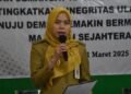 Bupati Demak, Eisti’anah, saat memberikan sambutan dalam kegiatan FKUU di Kecamatan Karangtengah, Kabupaten Demak, pada Selasa, 11 Maret 2025. (M. Burhanuddin Aslam/Lingkarjateng.id)