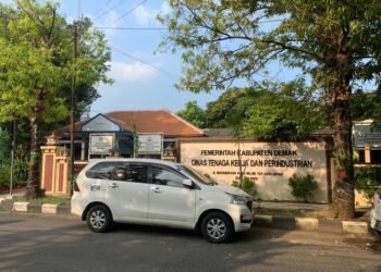 Kantor Dinas Tenaga Kerja dan Perindustrian (Dinnakerind) Kabupaten Demak. (M. Burhanuddin Aslam/Lingkarjateng.id)