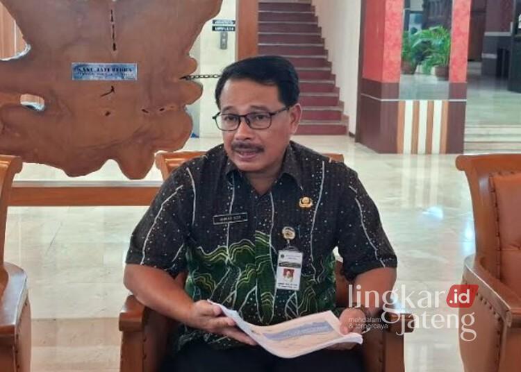 Kepala Disnakertrans Jateng, Ahmad Azis. (Rizky Syahrul Al-Fath/Lingkarjateng.id)