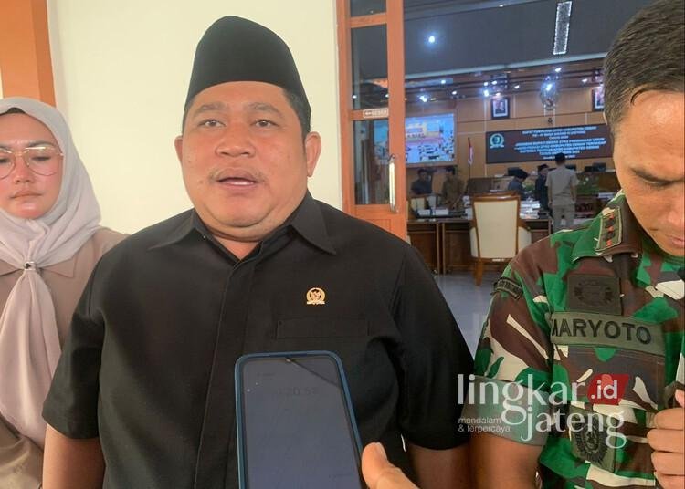 Ketua DPRD Demak Zayinul Fata