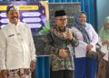 Menteri Pendidikan Dasar dan Menengah (Mendikdasmen), Abdul Mu’ti, saat meninjau kondisi sekolah dasar yang terdampak banjir di Kabupaten Kudus pada Kamis, 20 Maret 2025. (Mohammad Fahtur Rohman/Lingkarjateng.id)