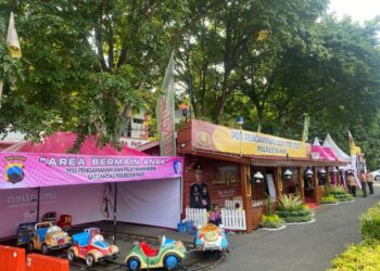Punya Ciri Khas, Pospam Joglo di Pati Sediakan Berbagai Fasilitas bagi Pemudik 28 Area bermain anak di pos pengamanan dan pelayanan mudik Satlantas Polresta Pati di depan Pasar Puri, Pati pada Sabtu, 29 Maret 2025. (Setyo Nugroho/Lingkarjateng.id)