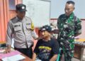 DIPERIKSA: Petugas Polsek Weleri memeriksa pengamen atas Muh Agus Burhannudin (29) yang melakukan kekerasan terhadap pengemis pada Senin, 3 Maret 2025. (Polsek Kendal/Lingkarjateng.id)