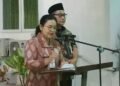 Wali Kota dan Wakil Wali Kota Semarang, Agustina Wilujeng Pramestuti dan Iswar Aminudin, saat memberi sambutan dalam kegiatan di Kejaksaan Negeri Kota Semarang pada Selasa, 18 Maret 2025. (Syahril Muadz/Lingkarjateng.id)