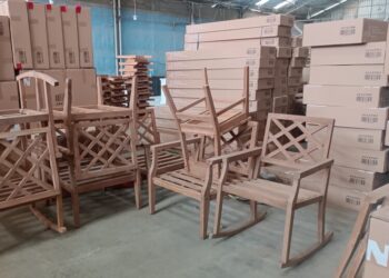 Produk salah satu perusahaan furnitur di Kabupaten Jepara. (Tomi Budianto/Lingkarjateng.id)