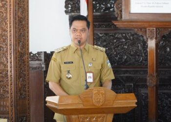 Bupati Jepara, Witiarso Utomo, menyampaikan sambutan dalam Musrenbang RPJMD 2024-2029 di Pendopo Kartini pada Selasa, 6 Mei 2025. (Dok. Pemkab Jepara/Lingkarjateng.id)