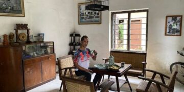 BERWISATA: Tampak suasana tempo dulu di Omah Jadoel Patiayam, Desa Terban, Kecamatan Jekulo, Kabupaten Kudus. (Nisa Hafizhotus. S/Lingkarjateng.id)