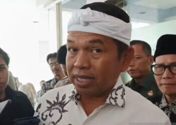 Gubernur Jawa Barat Dedi Mulyadi mengusulkan KB vasektomi jadi syarat penerimaan bansos bagi masyarakat kurang mampu. (Antara/Lingkarjateng.id)