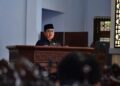 Wakil Bupati Pekalongan Sukirman saat menyampaikan tiga Raperda strategis dalam Rapat Paripurna DPRD Kabupaten Pekalongan, Jumat, 16 Mei 2025. (Fahri Akbar/Lingkarjateng.id)