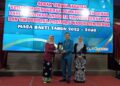 Bupati Demak, Eisti'anah, memimpin kegiatan serah terima jabatan pengurus TP PKK masa bakti 2025-2030 di Pendopo Kabupaten Demak pada Jumat, 2 Mei 2025. (M. Burhanuddin Aslam/Lingkarjateng.id)