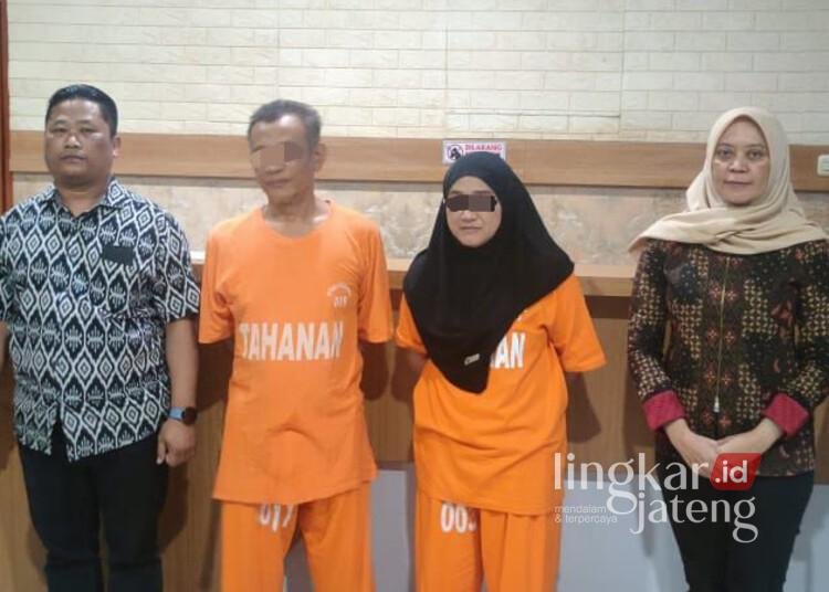Ketua MPC Pemuda Pancasila Blora, Munaji, dan istrinya diamankan Polda Jateng. (Dok. Polda Jateng/Lingkarjateng.id)