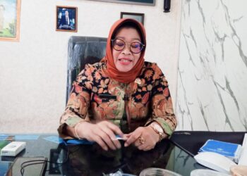Disdik Salatiga Izinkan Sekolah Adakan Outing Class dengan Sejumlah Syarat 26 Kepala Dinas Pendidikan Kota Salatiga, Nunuk Dartini. (Dok. Disdik Salataiga/Lingkarjateng.id)