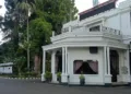 POTRET: Tampak bagian depan Kantor Pemkot Salatiga. (Angga Rosa/Lingkarjateng.id)