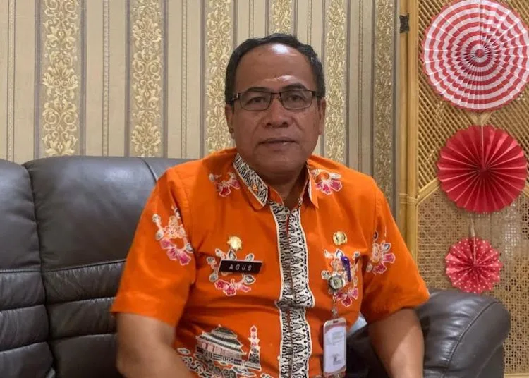 Plt Kepala Dinas Sosial Pemberdayaan Perempuan dan Perlindungan Anak (Dinsos P2PA) Kabupaten Demak, Agus Herawan. (M. Burhanuddin Aslam/Lingkarjateng.id)