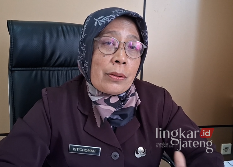 Kepala Dinsos Kabupaten Semarang, Istichomah. (Hesty Imaniar/Lingkarjateng.id)