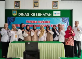 Kader Posyandu Kenanga Kabupaten Kudus usai mengikuti penilaian integrasi layanan primer posyandu berprestasi tingkat Provinsi Jawa tengah 2025. (Fahtur Rohman/Lingkarjateng.id)