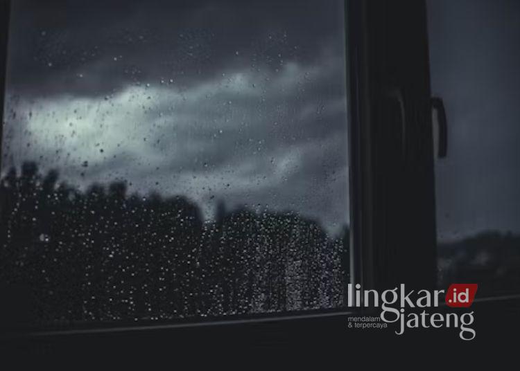 Curah hujan tinggi di sejumlah wilayah Jateng. (Unsplash)