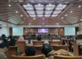 DPRD Jepara saat menggelar rapat paripurna pengambilan keputusan perubahan Kebijakan Umum Anggaran Prioritas dan Plafon Anggaran Sementara (KUA-PPAS) Tahun Anggaran 2025 di gedung dewan setempat pada Kamis, 12 Juni 2025. (Tomi Budianto/Lingkarjateng.id)