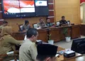 Rapat koordinasi percepatan pelaksanaan program MBG di Ruang Rapat Sosrokartono Setda Jepara pada Senin, 16 Juni 2025. (Tomi Budianto/Lingkarjateng.id)
