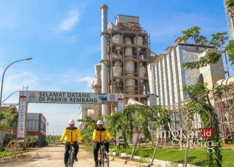 Pabrik PT Semen Gresik yang berlokasi di Kecamatan Gunem, Kabupaten Rembang. (Dok. Pemprov Jateng/Lingkarjateng.id)