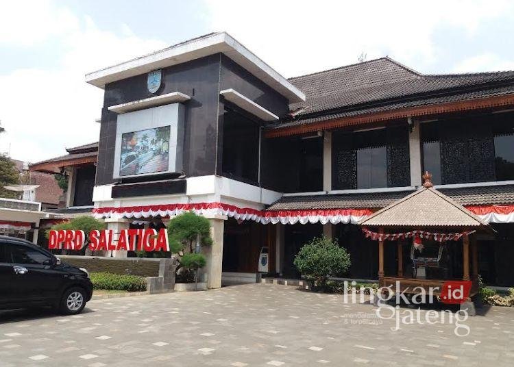 DPRD Salatiga Resmi Bentuk Panitia Angket, Satu Fraksi Menarik Diri 25 Kantor DPRD Kota Salatiga. (Angga Rosa/Lingkarjateng.id)