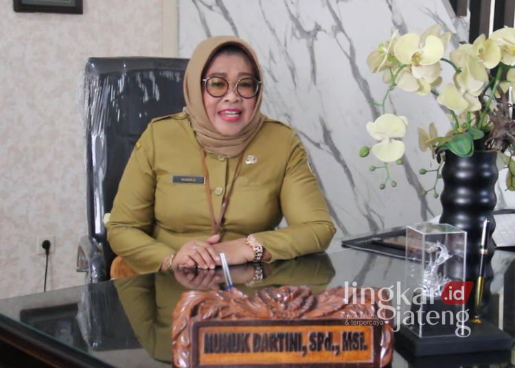 Kepala Dinas Pendidikan Kota Salatiga Nunuk Dartini. (YouTube SMP Negeri 6 Salatiga)