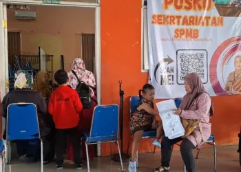 Suasana SPMB di Sekolah Luar Biasa Negeri (SLBN) Semarang tahun ajaran 2025/2026, Selasa, 17 Juni 2025. (Rizky Syahril/Lingkarjateng.id)