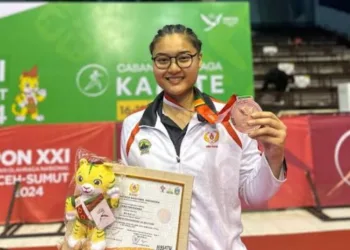 Atlet karate asal Bangsri, Kabupaten Jepara, Hera Irnandha. (Tomi Budianto/Lingkarjateng.id)