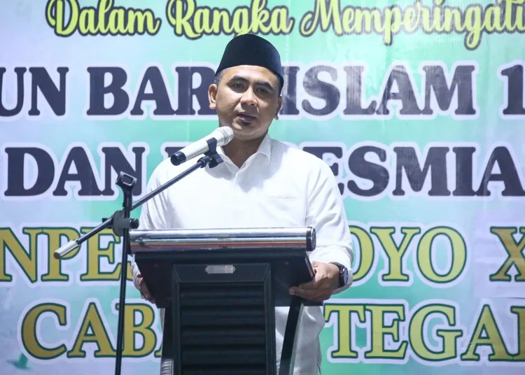 Wagub Taj Yasin Dorong Ponpes di Jateng Sediakan Layanan Kesehatan 25 Wakil Gubernur Jawa Tengah, Taj Yasin Maimoen, saat menghadiri peresmian Pondok Pesantren (Ponpes) Lirboyo XVII, Cabang Kabupaten Tegal, Kamis malam, 17 Juli 2025. (Dok. Pemprov Jateng/Lingkarjateng.id)