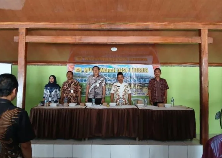 Launching 280 Kopdes Merah Putih di Grobogan Bakal Digelar Meriah 25 Suasana musdesus salah satu desa di Kabupaten Grobogan dalam rangka pembentukan Kopdes Merah Putih. (Dok. Dinas Koperasi dan UKM Grobogan)