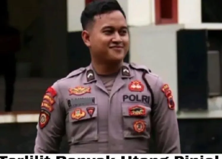 Pacari Banyak Wanita Demi Bayar Pinjol, Bripda Bagus Bakal Disidang Etik 25 Oknum anggota Polda Jawa Tengah Bripda Bagus Yoga Ardian bakal jalani sidang kode etik. ( X @viralinae)