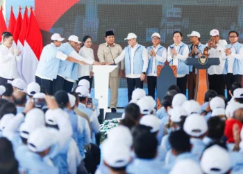 80 Ribu Kopdes Merah Putih Resmi Diluncurkan di Jateng, Ini Kata Gubernur Luthfi 30 Peluncuran Kopdes/Kel Merah Putih secara serentak oleh Presiden Prabowo Subianto di Desa Bentangan, Kecamatan Wonosari, Kabupaten Klaten, Jawa Tengah (Jateng), pada Senin, 21 Juli 2025. (Dok. Pemprov Jateng/Lingkarjateng.id)