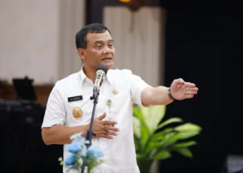 Gubernur Jawa Tengah, Ahmad Luthfi, saat Rembug Gubernur Jateng Bareng Pimpinan Media, di Grhadika Bhakti Praja, Semarang, pada Rabu, 2 Juli 2025. (Dok. Pemprov Jateng/Lingkarjateng.id)