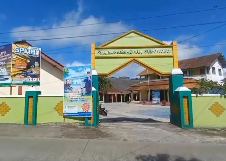 Pendaftar Sekolah Kemitraan SPMB Jateng di Kabupaten Semarang Rendah, Kenapa? 25 Sekolah kemitraan Pemprov Jateng di Kabupaten Semarang. (Hesty Imaniar/Lingkarjateng.id)