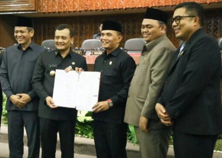 DPRD Jateng Minta Pemprov Prioritaskan APBD Perubahan untuk Kepentingan Masyarakat 26 DPRD Jateng Minta Pemprov Prioritaskan APBD Perubahan untuk Kepentingan Masyarakat