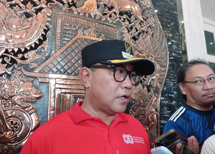 Semarak HUT RI ke-80 Dimulai, Pemkot Semarang Gelar Lomba Sepekan Penuh 25 Wali Kota Semarang Iswar Aminuddin saat diwawancarai di Balaikota Semarang, pada Jumat, 1 Agustus 2025. (Syahril Muadz/Lingkarjateng.id)